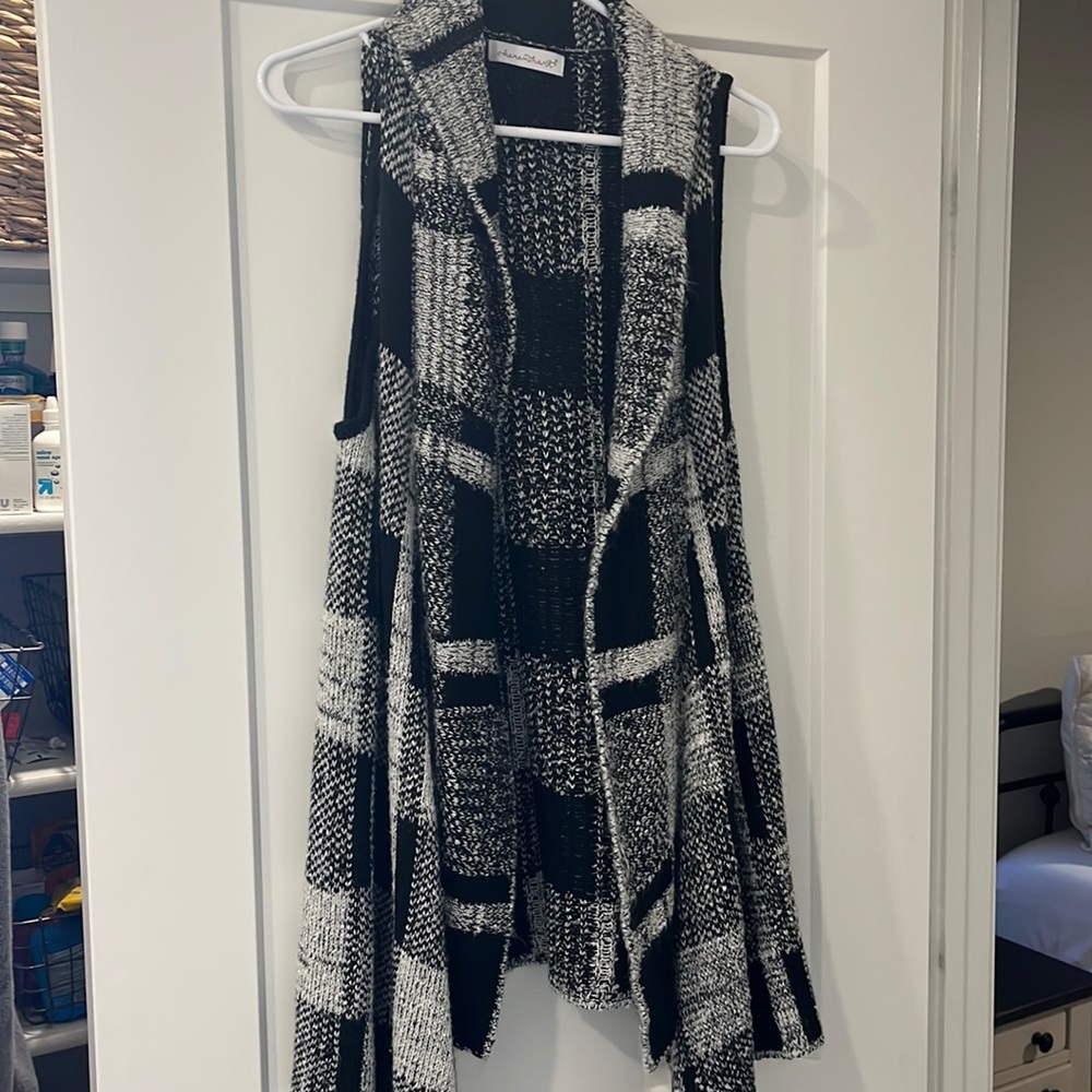 Black & white sweater vest